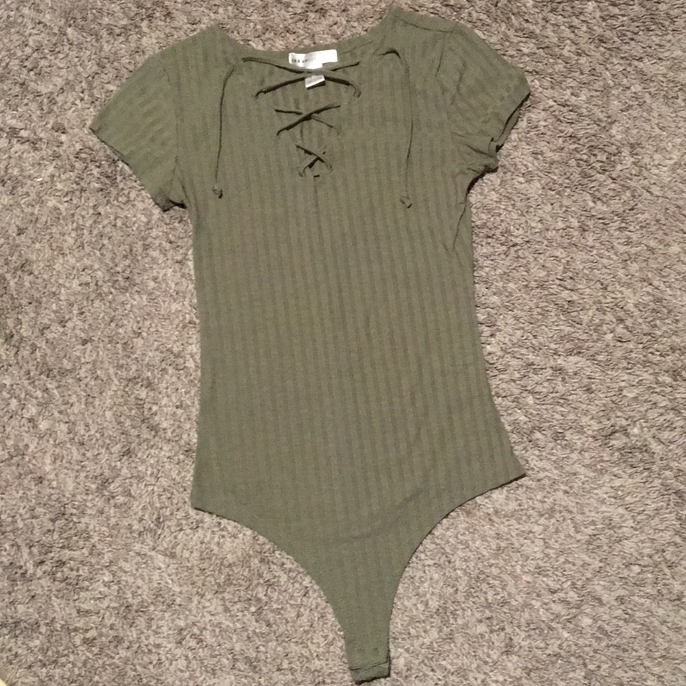 🤎Lace Front Body Suit🤎